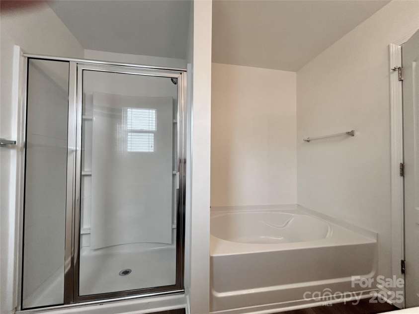 6565 Hasley Woods Drive, Huntersville, NC 28078.  MLS# CAR4239508, YatesRealty ID 18755. 