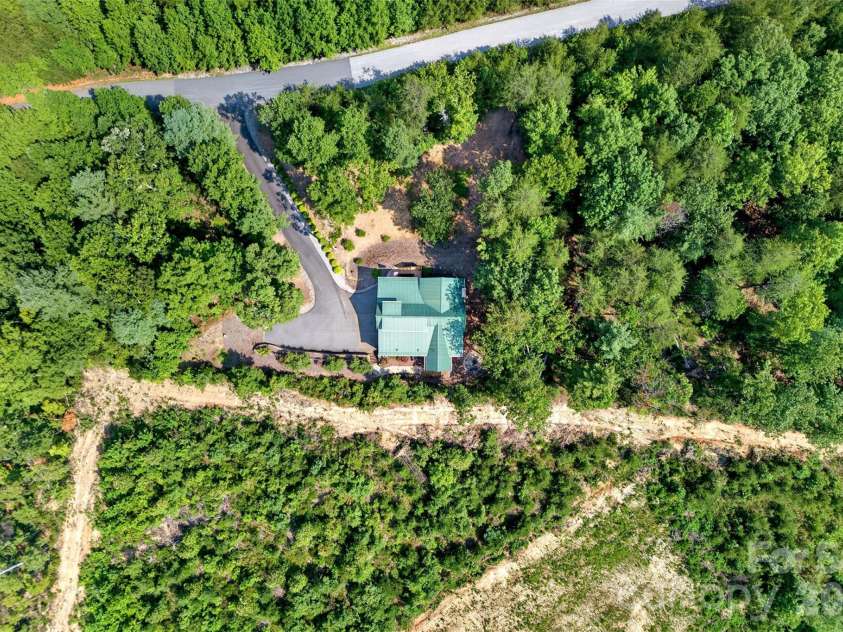96 Boysenberry Drive, Nebo, NC 28761.  MLS# CAR4378024, YatesRealty ID 18759. 