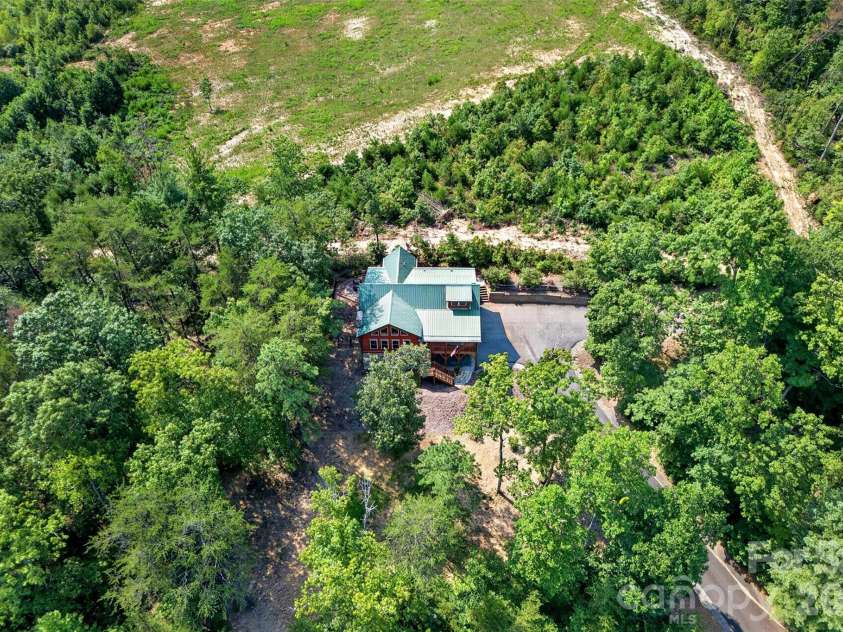 96 Boysenberry Drive, Nebo, NC 28761.  MLS# CAR4378024, YatesRealty ID 18759. 