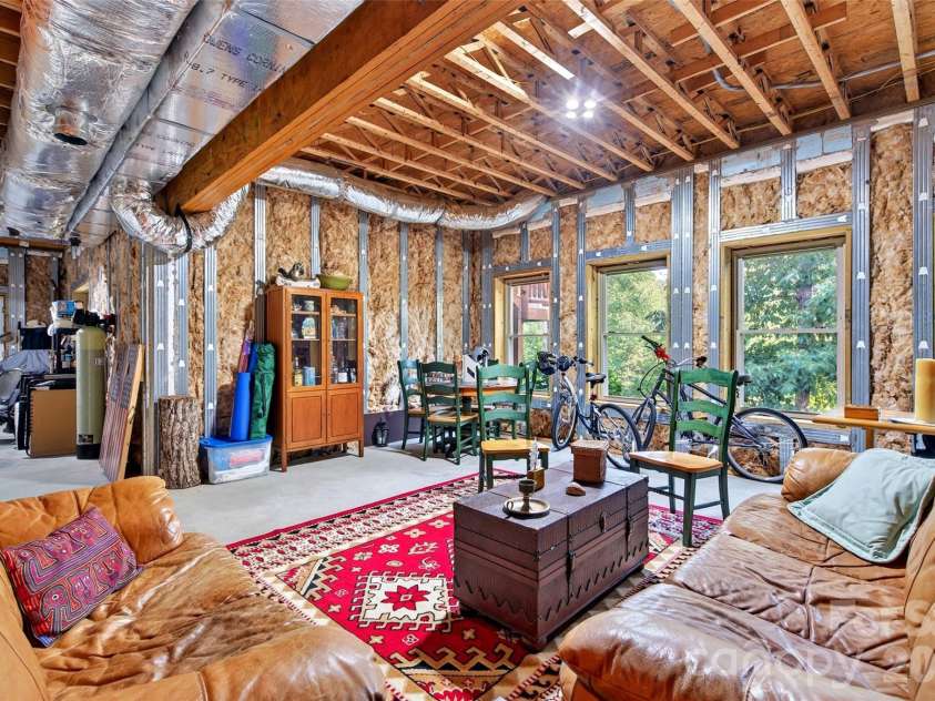 96 Boysenberry Drive, Nebo, NC 28761.  MLS# CAR4378024, YatesRealty ID 18759. 