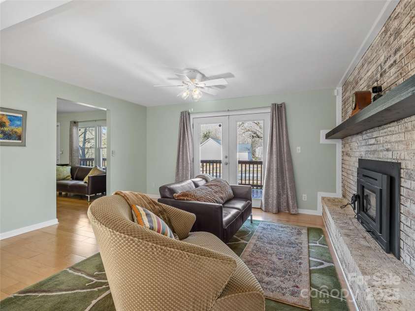 435 Thermal View Drive, Tryon, NC 28782.  MLS# CAR4334421, YatesRealty ID 1876. 