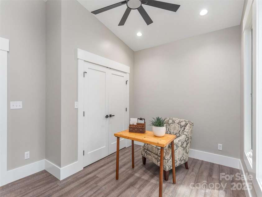 71 Scott Meadows Drive, Asheville, NC 28806.  MLS# CAR4268942, YatesRealty ID 18760. 