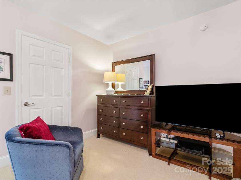 138 Down To Earth Drive, Burnsville, NC 28714.  MLS# CAR4266616, YatesRealty ID 18761. 