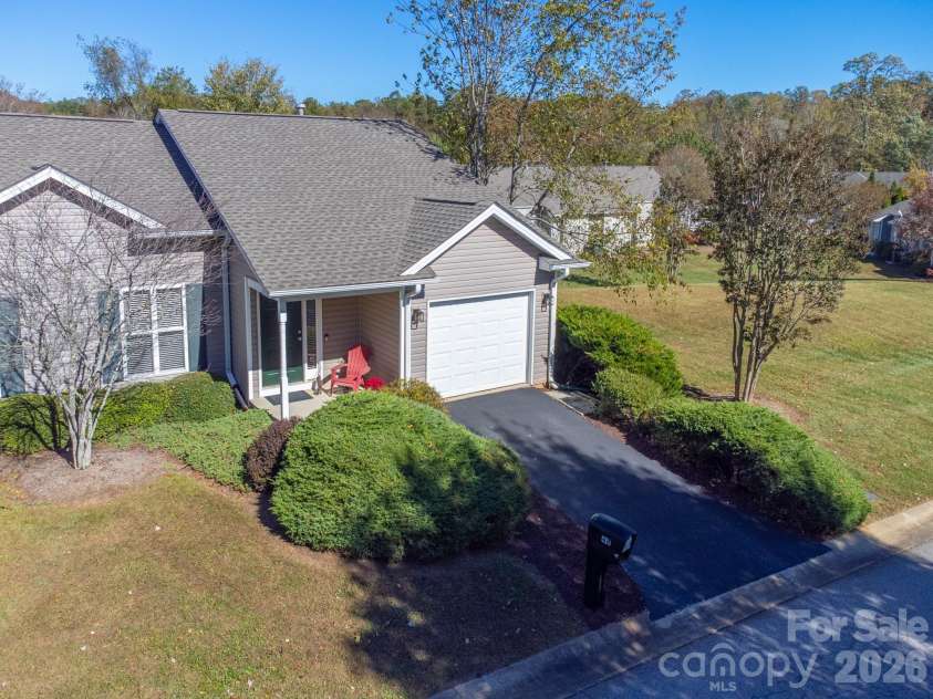 48 Olde Covington Way, Arden, NC 28704.  MLS# CAR4311026, YatesRealty ID 18761. 