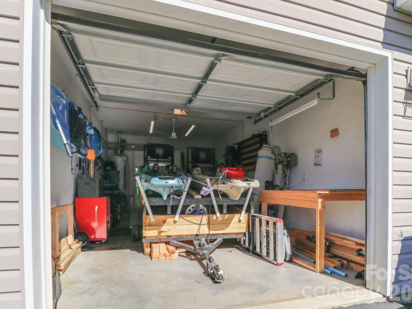 48 Olde Covington Way, Arden, NC 28704.  MLS# CAR4311026, YatesRealty ID 18761. Garage