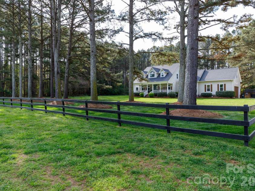 6677 Campbell Road, York, SC 29745.  MLS# CAR4364424, YatesRealty ID 18764. 