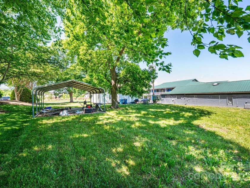 3042 Oxford Street, Claremont, NC 28610.  MLS# CAR4260452, YatesRealty ID 18766. 