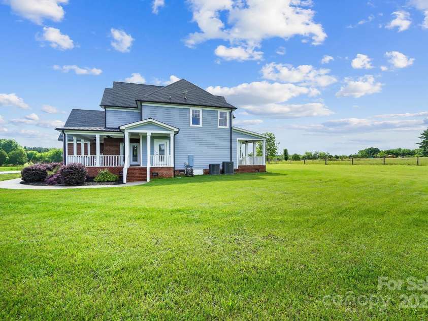 3707 Seagrave Farm Road, Concord, NC 28025.  MLS# CAR4257549, YatesRealty ID 18767. 