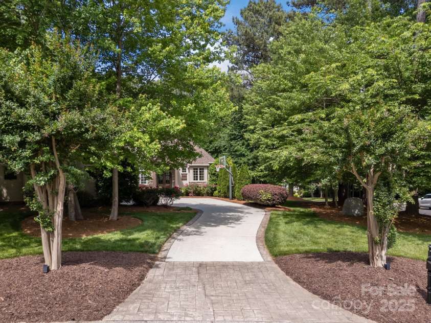 104 Golden Bell Court, Mooresville, NC 28117.  MLS# CAR4258301, YatesRealty ID 18768. 