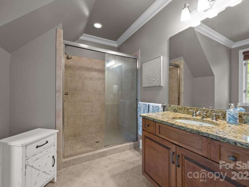 104 Golden Bell Court, Mooresville, NC 28117.  MLS# CAR4258301, YatesRealty ID 18768. 