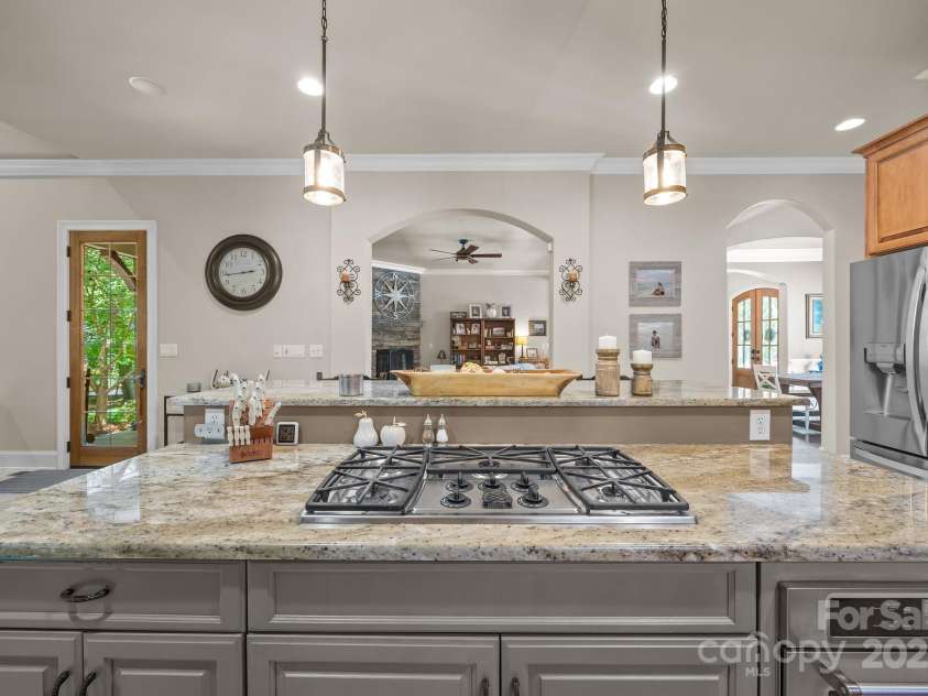 104 Golden Bell Court, Mooresville, NC 28117.  MLS# CAR4258301, YatesRealty ID 18768. 