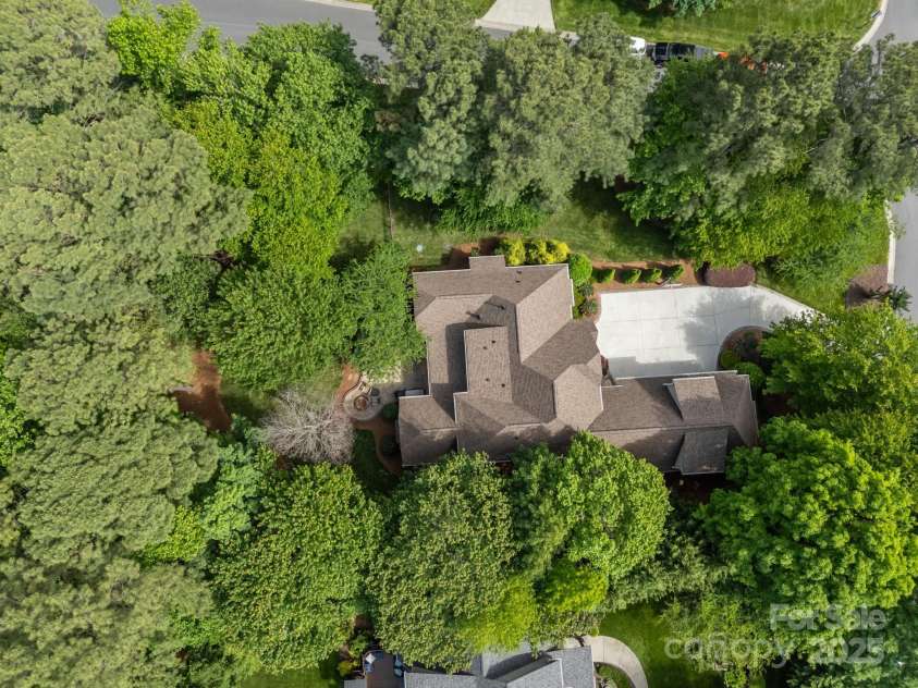 104 Golden Bell Court, Mooresville, NC 28117.  MLS# CAR4258301, YatesRealty ID 18768. 