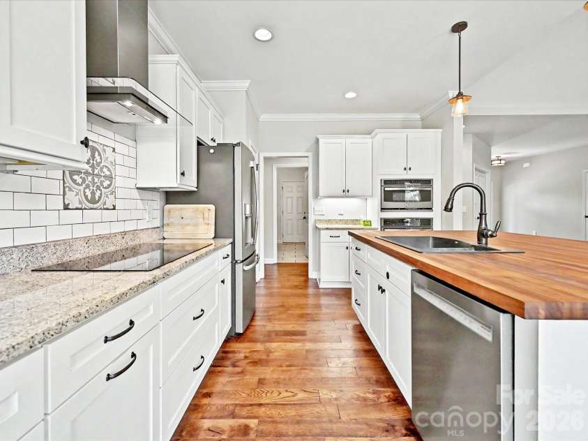 1832 Garvin Road, York, SC 29745.  MLS# CAR4372309, YatesRealty ID 18769. 