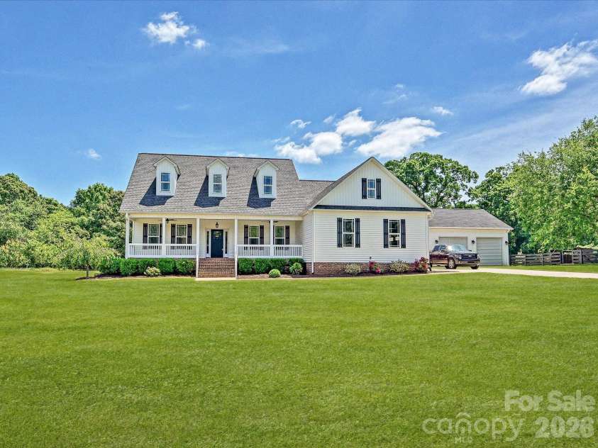 1832 Garvin Road, York, SC 29745.  MLS# CAR4372309, YatesRealty ID 18769. 