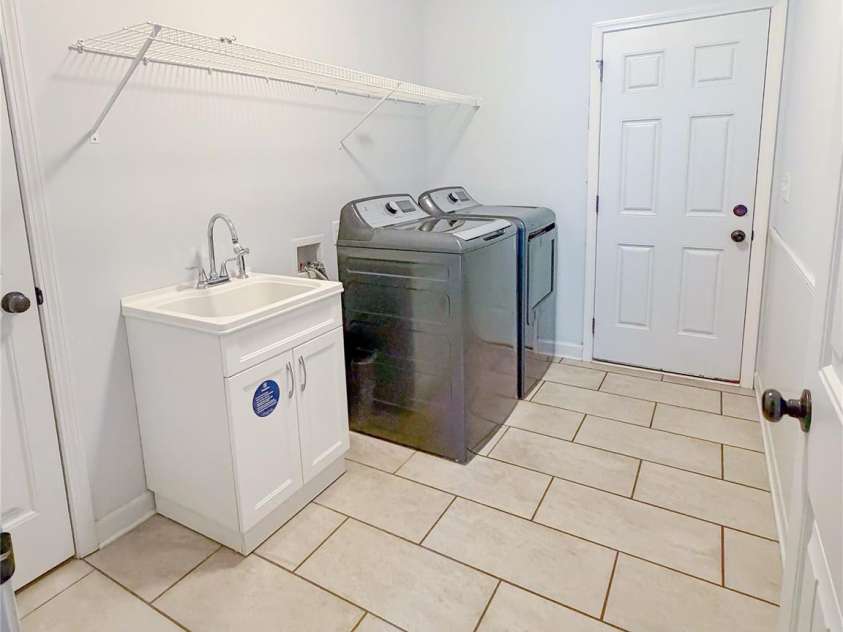 1832 Garvin Road, York, SC 29745.  MLS# CAR4372309, YatesRealty ID 18769. 