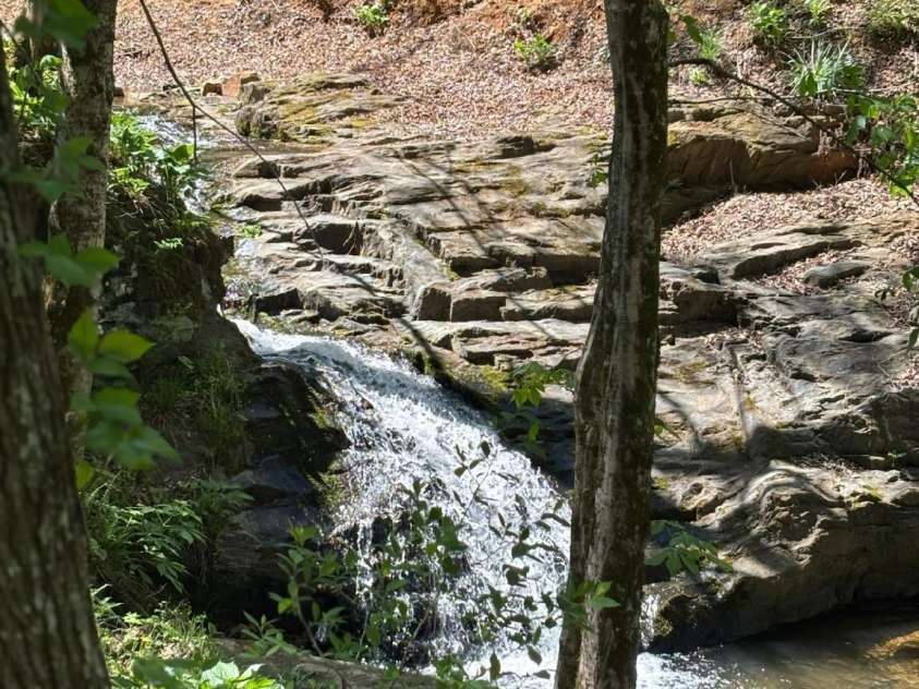 324 Marble Mine Road, Bakersville, NC 28705.  MLS# CAR4237907, YatesRealty ID 1877. 