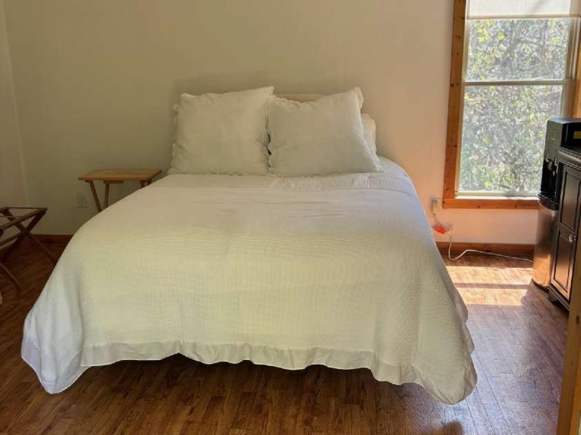 324 Marble Mine Road, Bakersville, NC 28705.  MLS# CAR4237907, YatesRealty ID 1877. Cabin across the creek