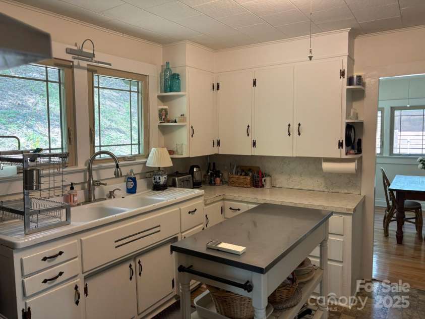 324 Marble Mine Road, Bakersville, NC 28705.  MLS# CAR4237907, YatesRealty ID 1877. Kitchen main house