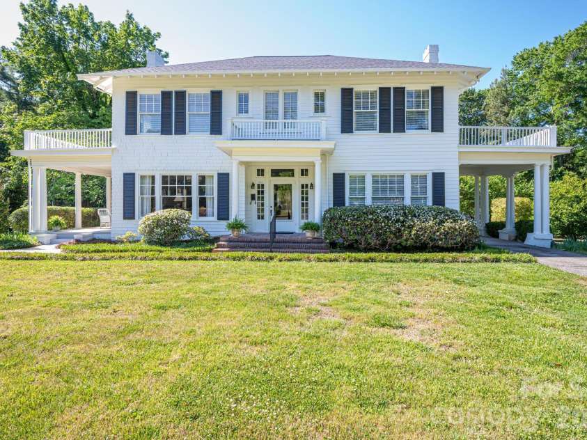 1147 Belvedere Avenue, Gastonia, NC 28054.  MLS# CAR4372487, YatesRealty ID 18770. 