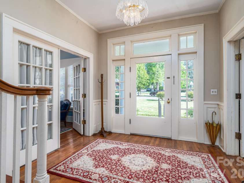 1147 Belvedere Avenue, Gastonia, NC 28054.  MLS# CAR4372487, YatesRealty ID 18770. 
