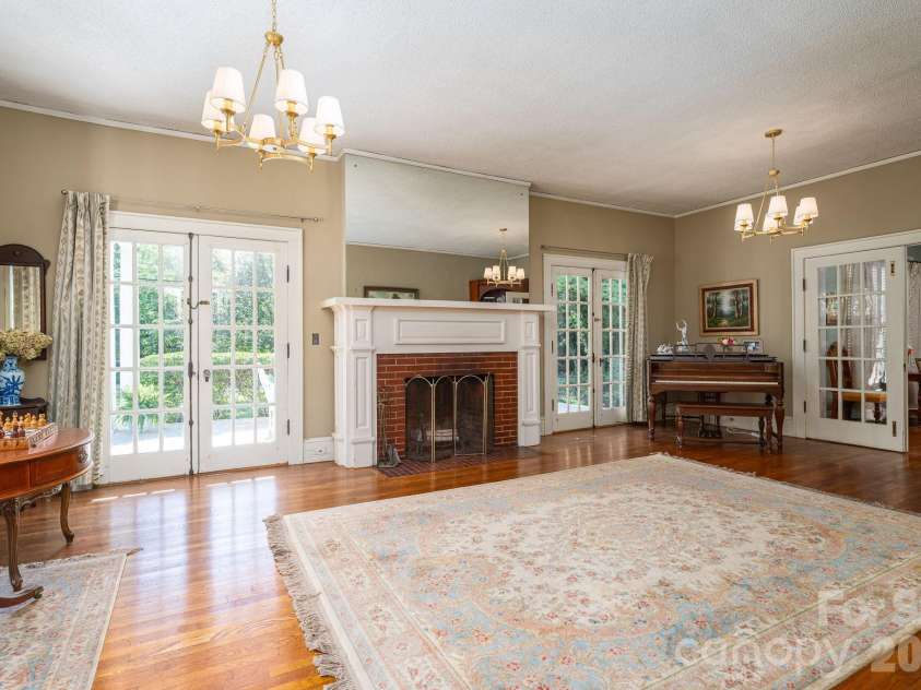 1147 Belvedere Avenue, Gastonia, NC 28054.  MLS# CAR4372487, YatesRealty ID 18770. 