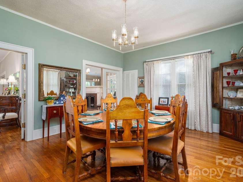1147 Belvedere Avenue, Gastonia, NC 28054.  MLS# CAR4372487, YatesRealty ID 18770. 