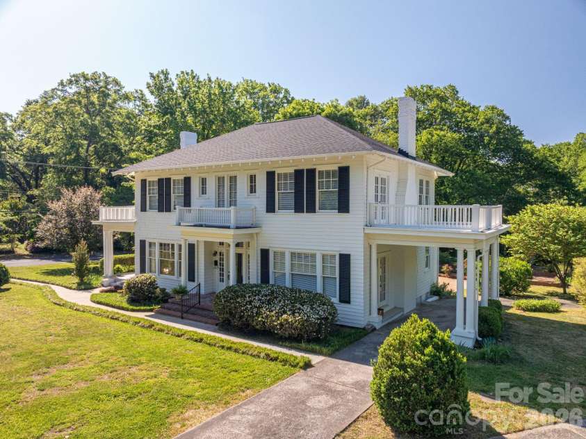 1147 Belvedere Avenue, Gastonia, NC 28054.  MLS# CAR4372487, YatesRealty ID 18770. 
