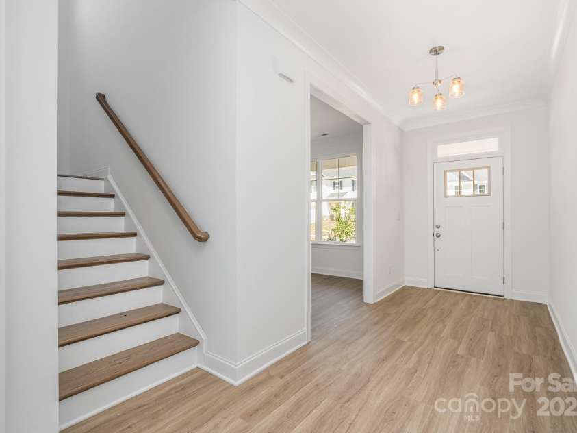 1811 Country Club Road, Lincolnton, NC 28092.  MLS# CAR4262998, YatesRealty ID 18770. Representational Photo Only