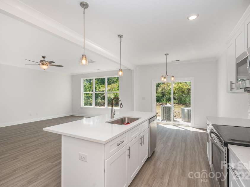 1811 Country Club Road, Lincolnton, NC 28092.  MLS# CAR4262998, YatesRealty ID 18770. Representational Photo Only