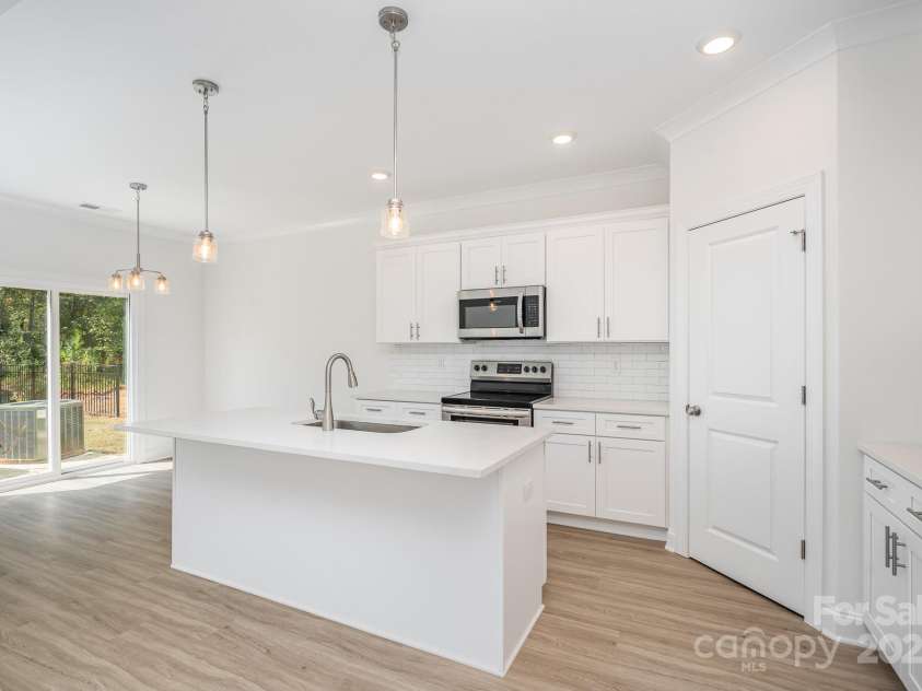 1811 Country Club Road, Lincolnton, NC 28092.  MLS# CAR4262998, YatesRealty ID 18770. Representational Photo Only