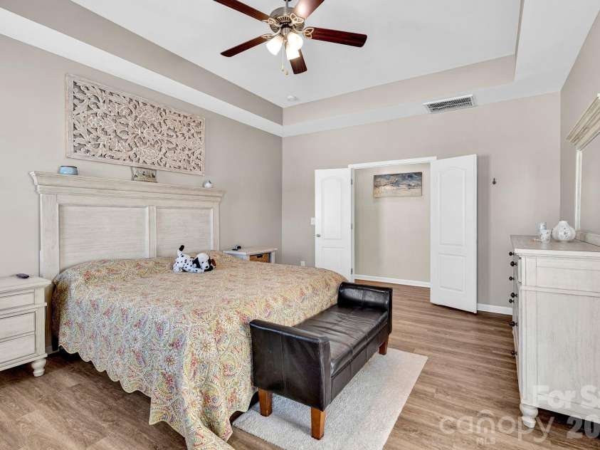 4444 Bravery Place, Concord, NC 28027.  MLS# CAR4346527, YatesRealty ID 18771. 