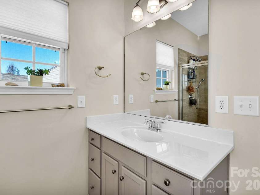 4444 Bravery Place, Concord, NC 28027.  MLS# CAR4346527, YatesRealty ID 18771. 