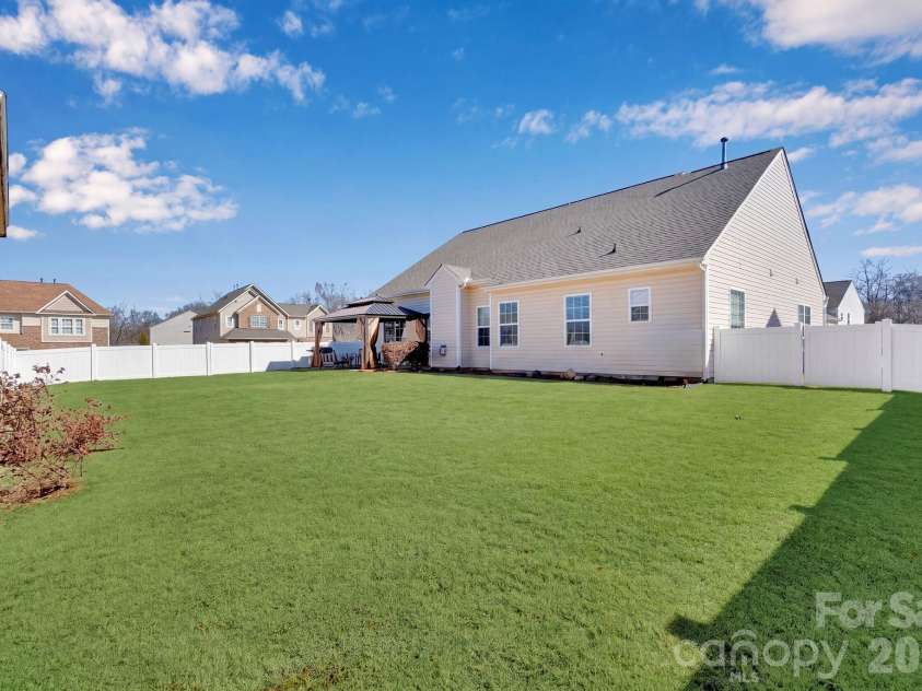 4444 Bravery Place, Concord, NC 28027.  MLS# CAR4346527, YatesRealty ID 18771. 