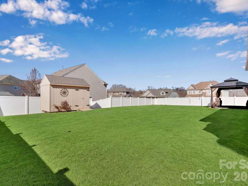 4444 Bravery Place, Concord, NC 28027.  MLS# CAR4346527, YatesRealty ID 18771. 