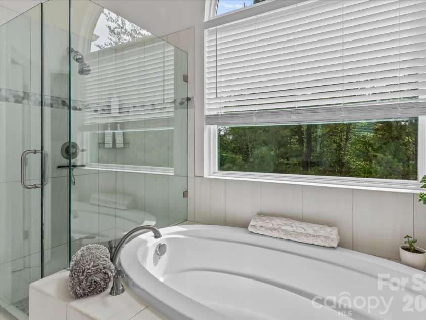 135 Sheep Path Drive, Mooresville, NC 28115.  MLS# CAR4366810, YatesRealty ID 18772. 