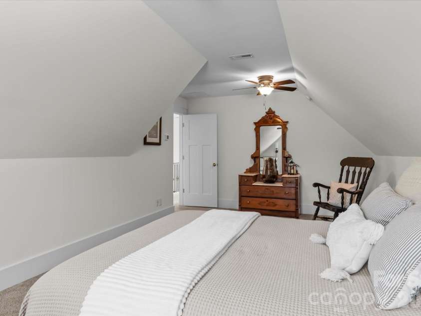 135 Sheep Path Drive, Mooresville, NC 28115.  MLS# CAR4366810, YatesRealty ID 18772. 