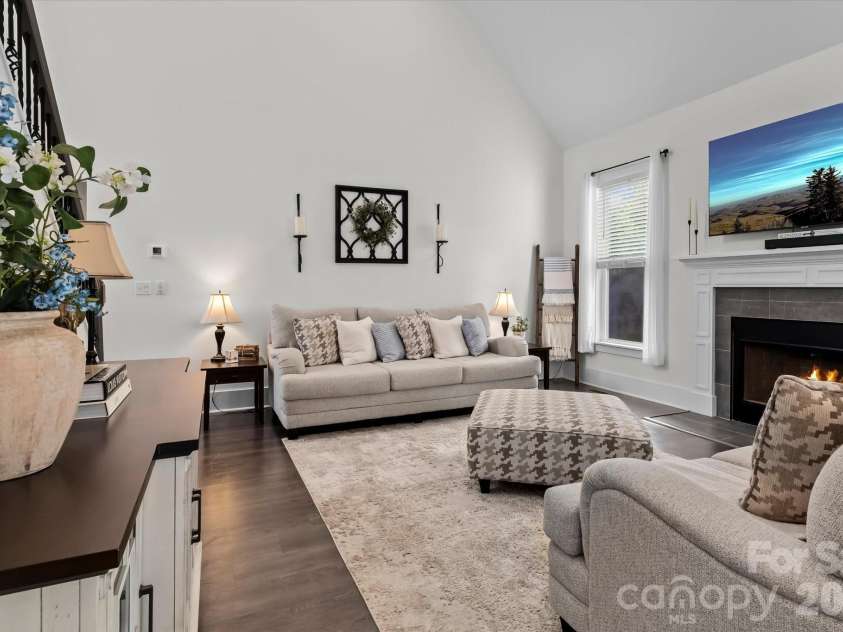 135 Sheep Path Drive, Mooresville, NC 28115.  MLS# CAR4366810, YatesRealty ID 18772. Gas logs virtual no logs