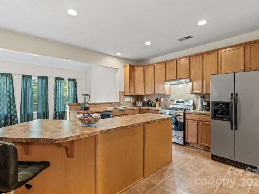 2177 Galloway Lane, Concord, NC 28025.  MLS# CAR4228795, YatesRealty ID 18772. 