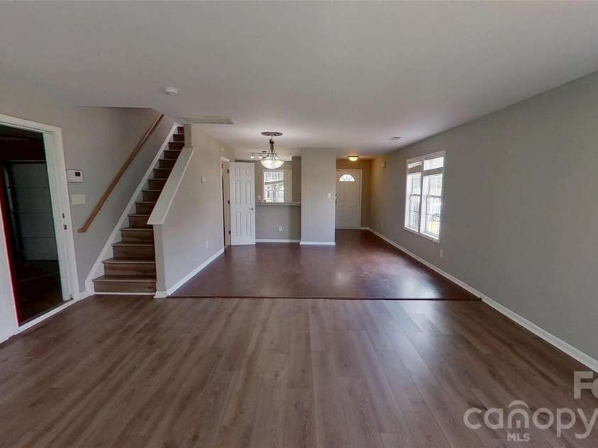1217 Triece Lane, Charlotte, NC 28215.  MLS# CAR4370481, YatesRealty ID 18773. 