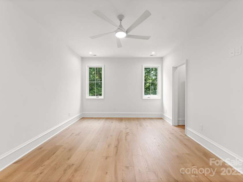 20000 Schooner Drive, Cornelius, NC 28031.  MLS# CAR4264649, YatesRealty ID 18775. 