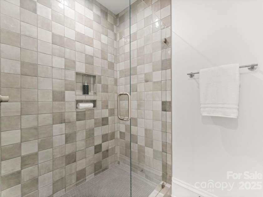 20000 Schooner Drive, Cornelius, NC 28031.  MLS# CAR4264649, YatesRealty ID 18775. 