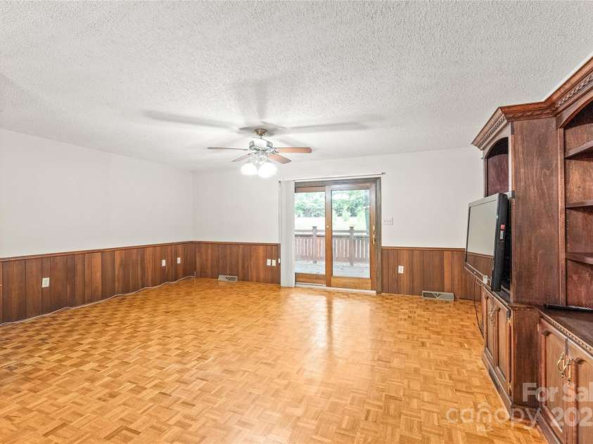 3985 Well Road, Mint Hill, NC 28227.  MLS# CAR4269582, YatesRealty ID 18777. 