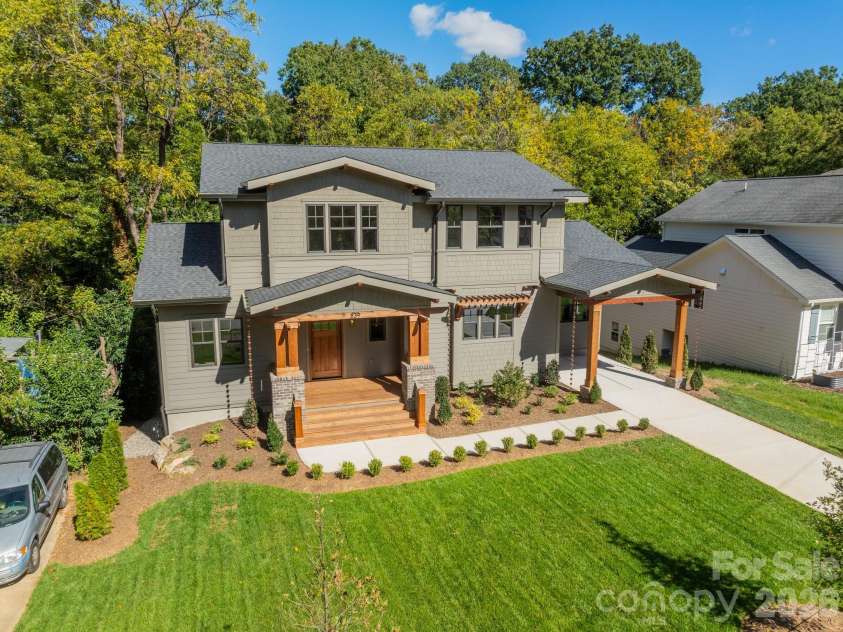 839 Drummond Avenue, Charlotte, NC 28205.  MLS# CAR4349252, YatesRealty ID 18778. Front Drone