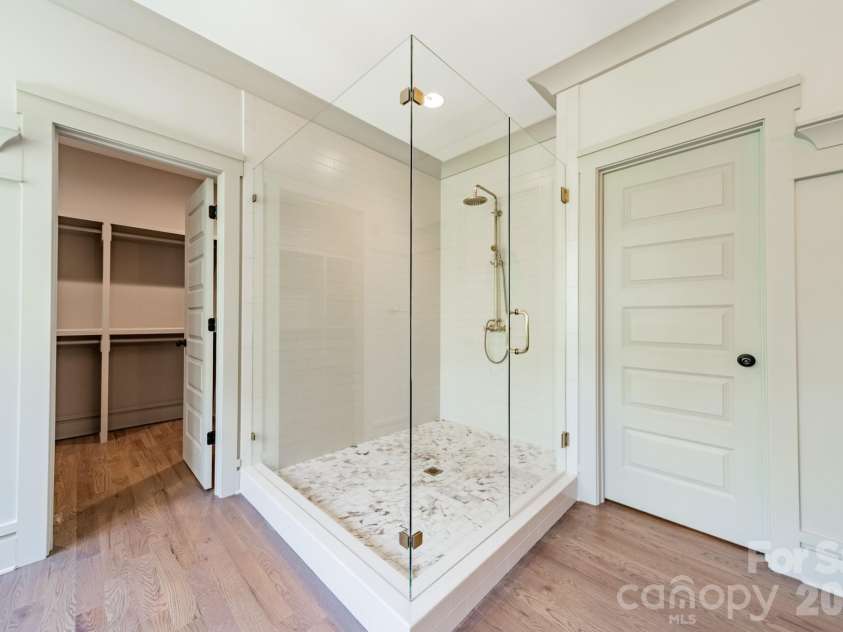 839 Drummond Avenue, Charlotte, NC 28205.  MLS# CAR4349252, YatesRealty ID 18778. Owner's Shower
