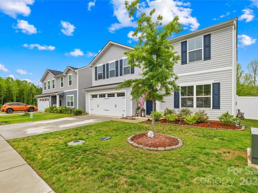 115 Crownpiece Street, Troutman, NC 28166.  MLS# CAR4255915, YatesRealty ID 18779. 