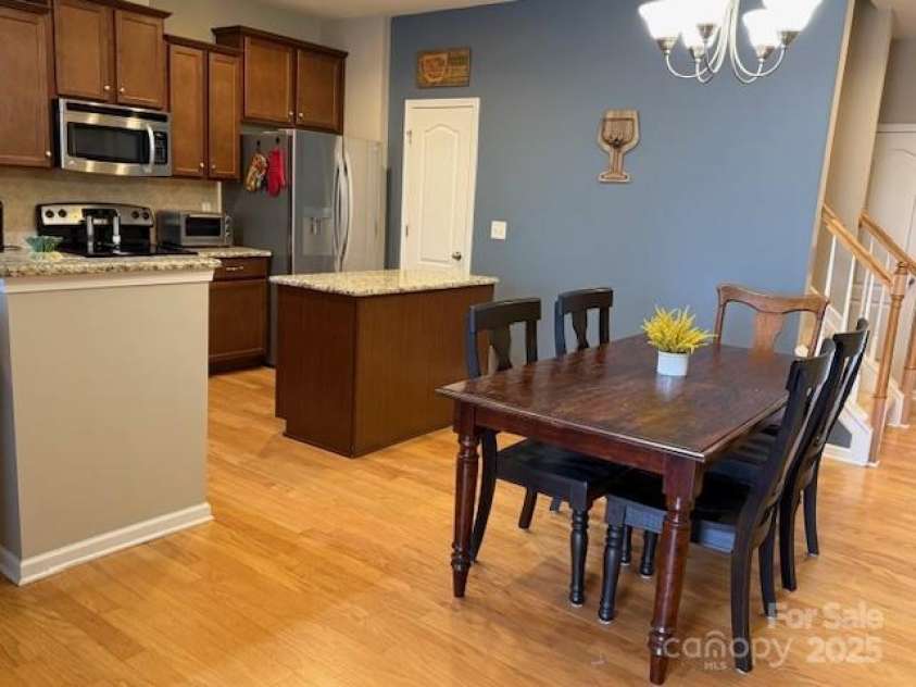 18478 Catawba Avenue, Cornelius, NC 28031.  MLS# CAR4322308, YatesRealty ID 1878. 