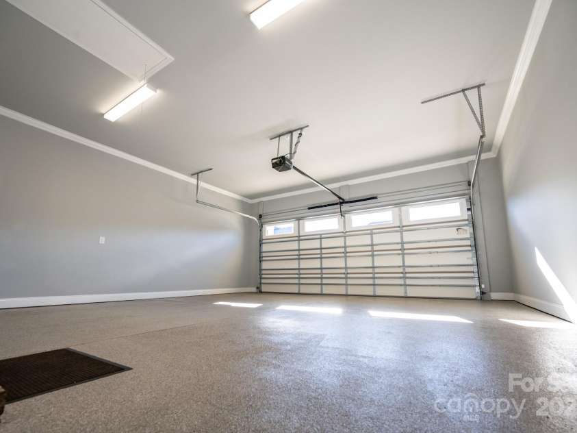 1422 Spring Ridge Lane, Denver, NC 28037.  MLS# CAR4209796, YatesRealty ID 18781. 2-car garage w epoxy floor
