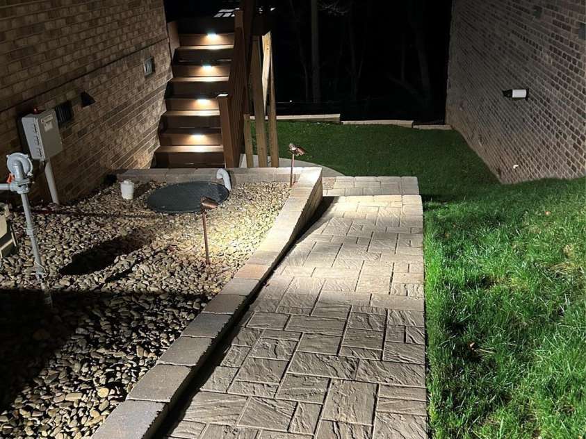 1422 Spring Ridge Lane, Denver, NC 28037.  MLS# CAR4209796, YatesRealty ID 18781. Custom lighting side