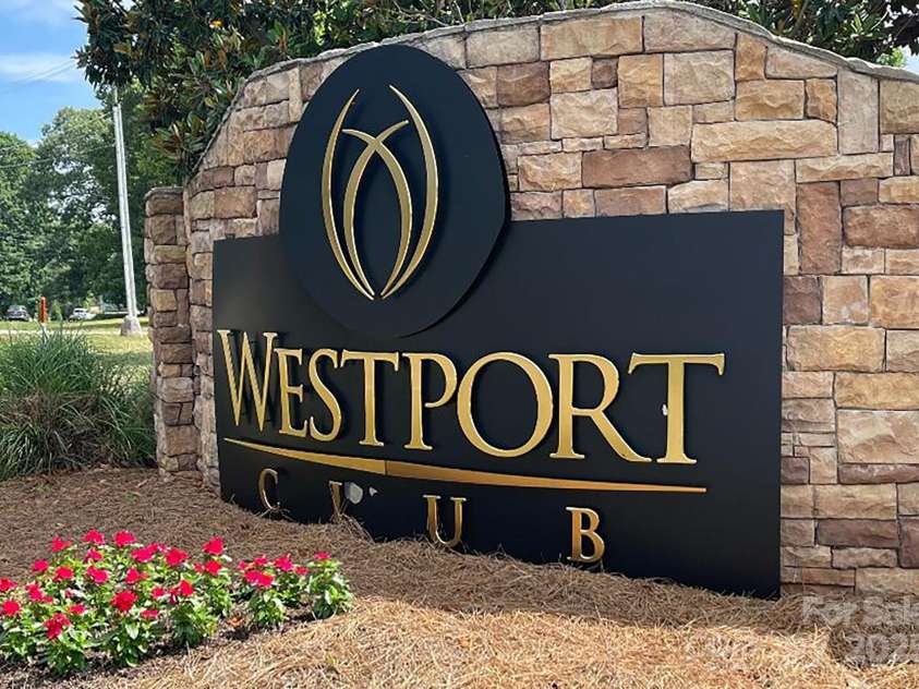 1422 Spring Ridge Lane, Denver, NC 28037.  MLS# CAR4209796, YatesRealty ID 18781. Westport entrance