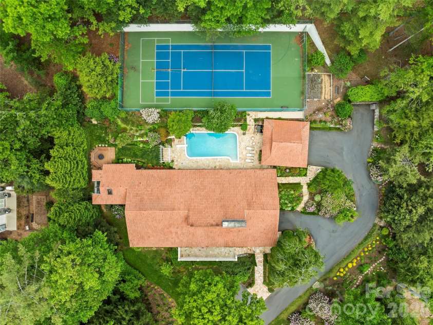 69 Forest Road, Asheville, NC 28803.  MLS# CAR4376506, YatesRealty ID 18781. Exterior Overhead